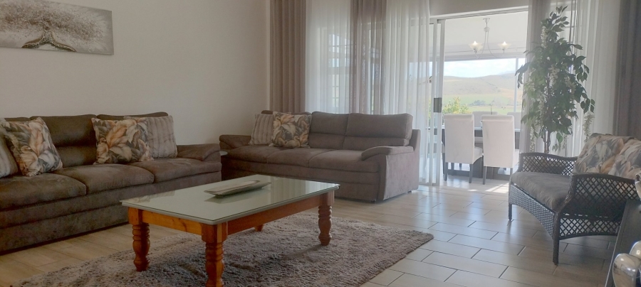 3 Bedroom Property for Sale in Fraaiuitsig Western Cape